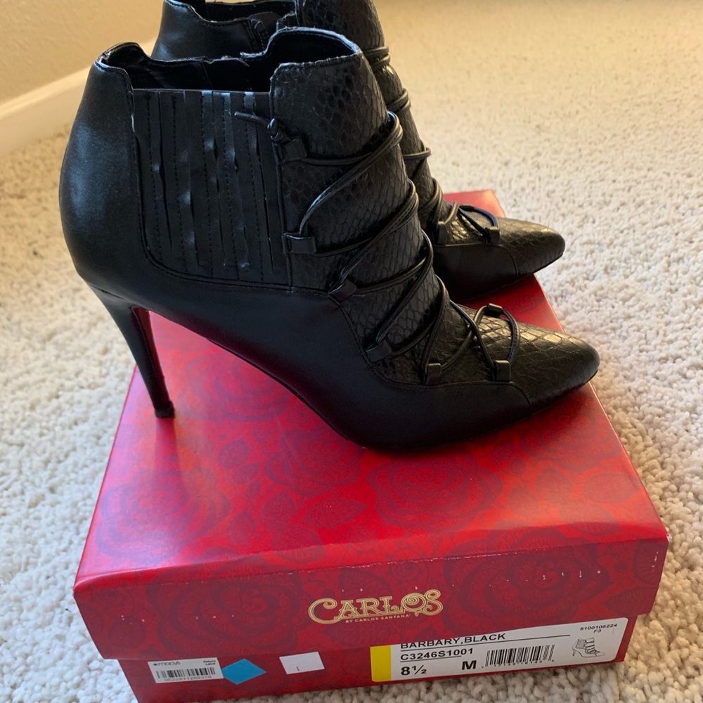 Carlos Santana pencil heel ankle booties